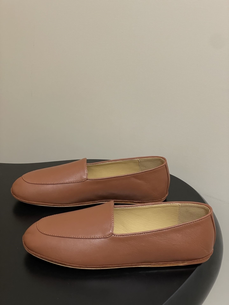 L0r0 P1ana loafers
